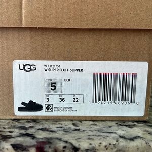 Ugh Slippers. Brand new never worn!